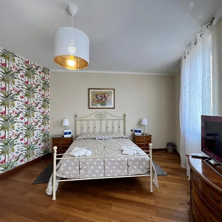 Apartment House Sturla By Holiday World Genoa